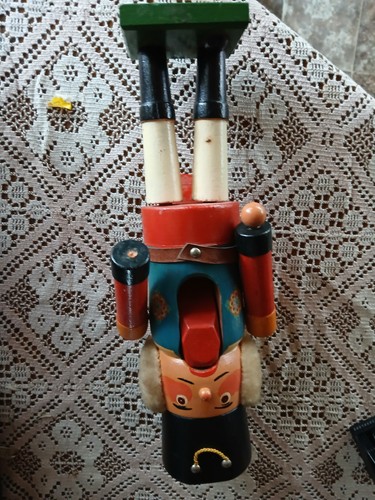 Nussknacker holzfigur - nussknacker,