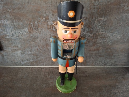 Antik vintage nussknacker - antik?,